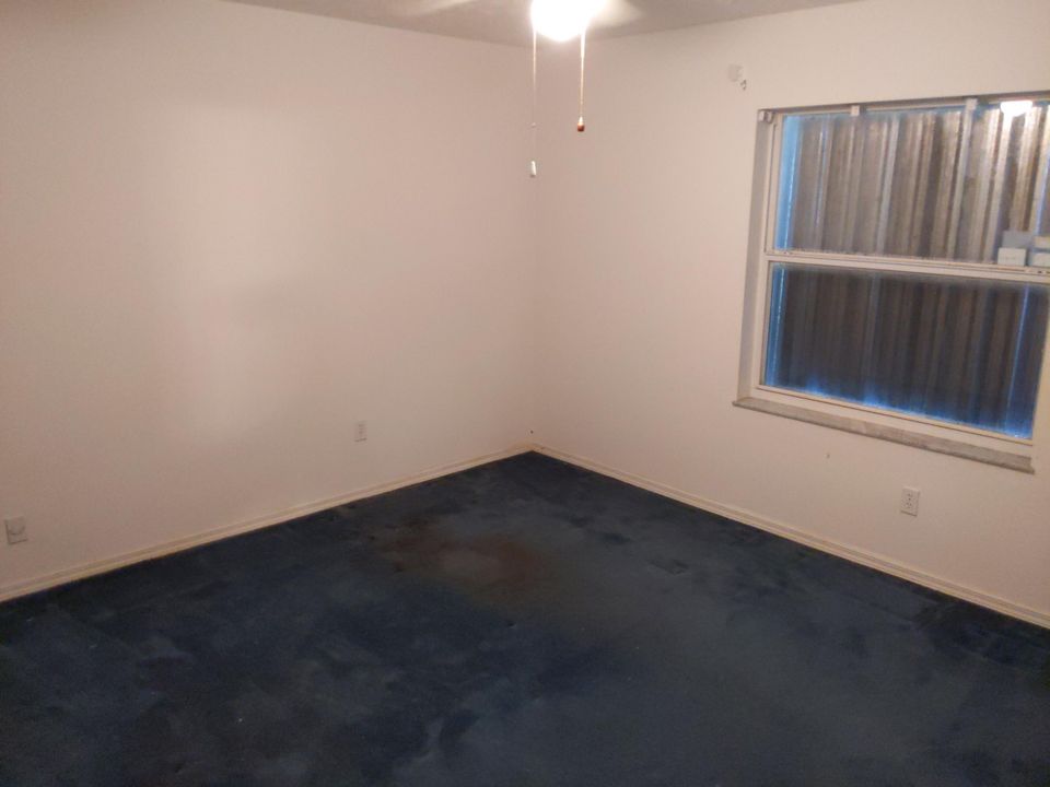 Recently Sold: $35,000 (2 beds, 2 baths, 1135 Square Feet)