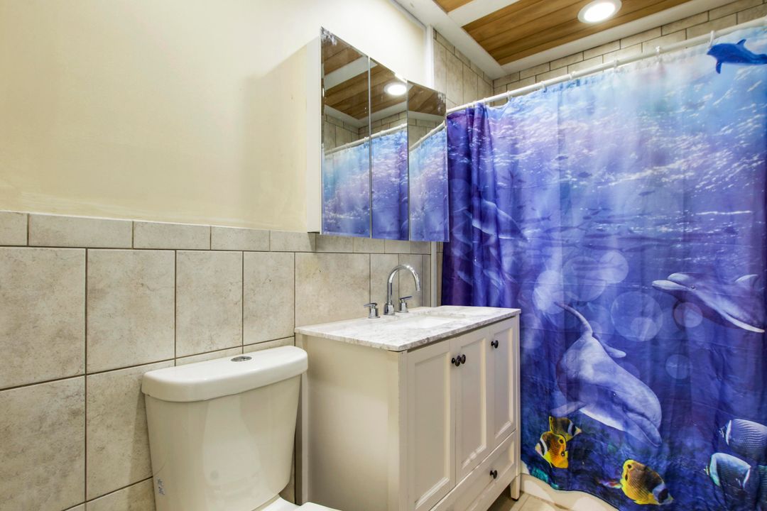 最近售出: $239,000 (3 贝兹, 2 浴室, 1568 平方英尺)