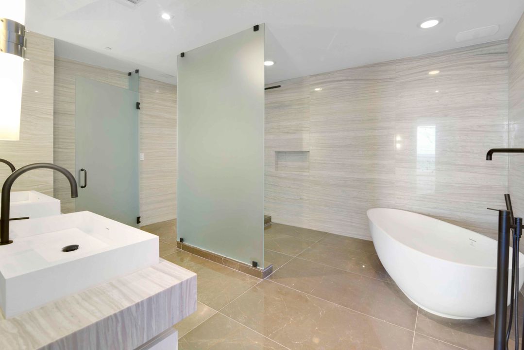 Недавно арендовано: $14,000 (3 спален, 3 ванн, 2661 Квадратных фут)