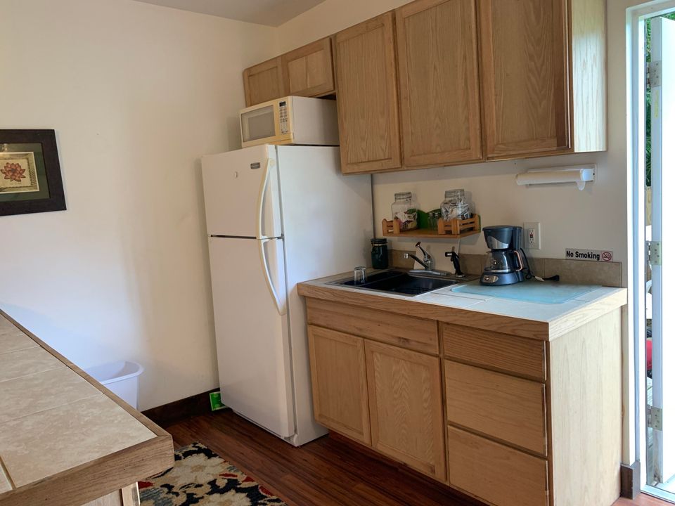 Recently Rented: $1,100 (1 beds, 1 baths, 500 Square Feet)