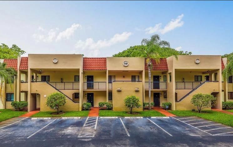 最近租的: $1,575 (2 贝兹, 2 浴室, 1018 平方英尺)