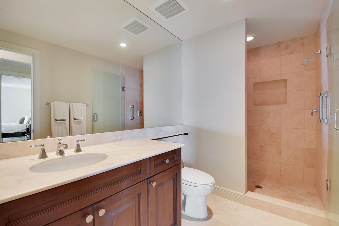 Недавно арендовано: $14,000 (4 спален, 4 ванн, 4497 Квадратных фут)