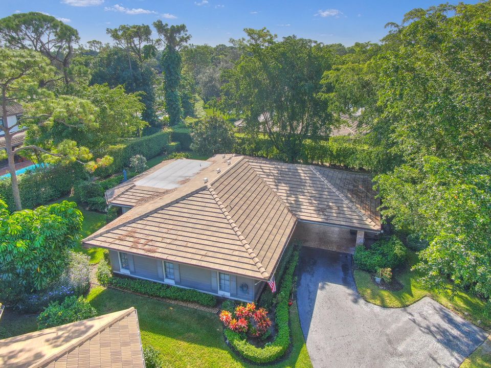 Recently Sold: $310,000 (3 beds, 2 baths, 2152 Square Feet)