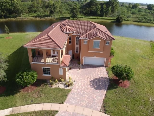 Recently Sold: $395,000 (5 beds, 4 baths, 3880 Square Feet)