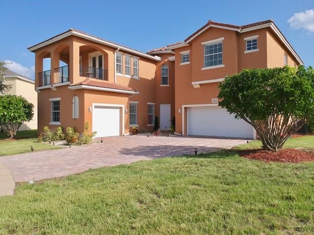 Recently Sold: $395,000 (5 beds, 4 baths, 3880 Square Feet)