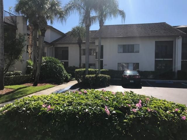 Vendido Recientemente: $110,000 (2 camas, 2 baños, 1417 Pies cuadrados)