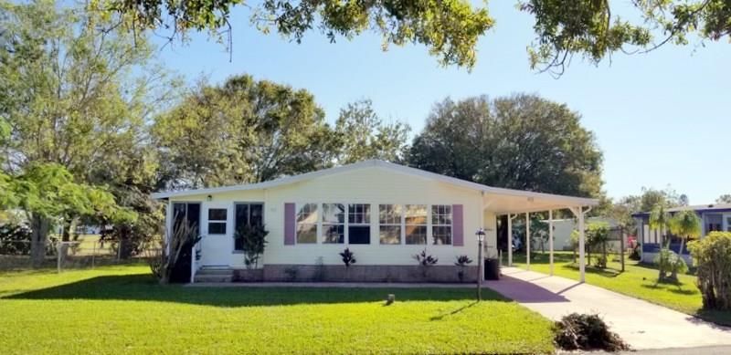 Recently Sold: $120,000 (2 beds, 2 baths, 1049 Square Feet)
