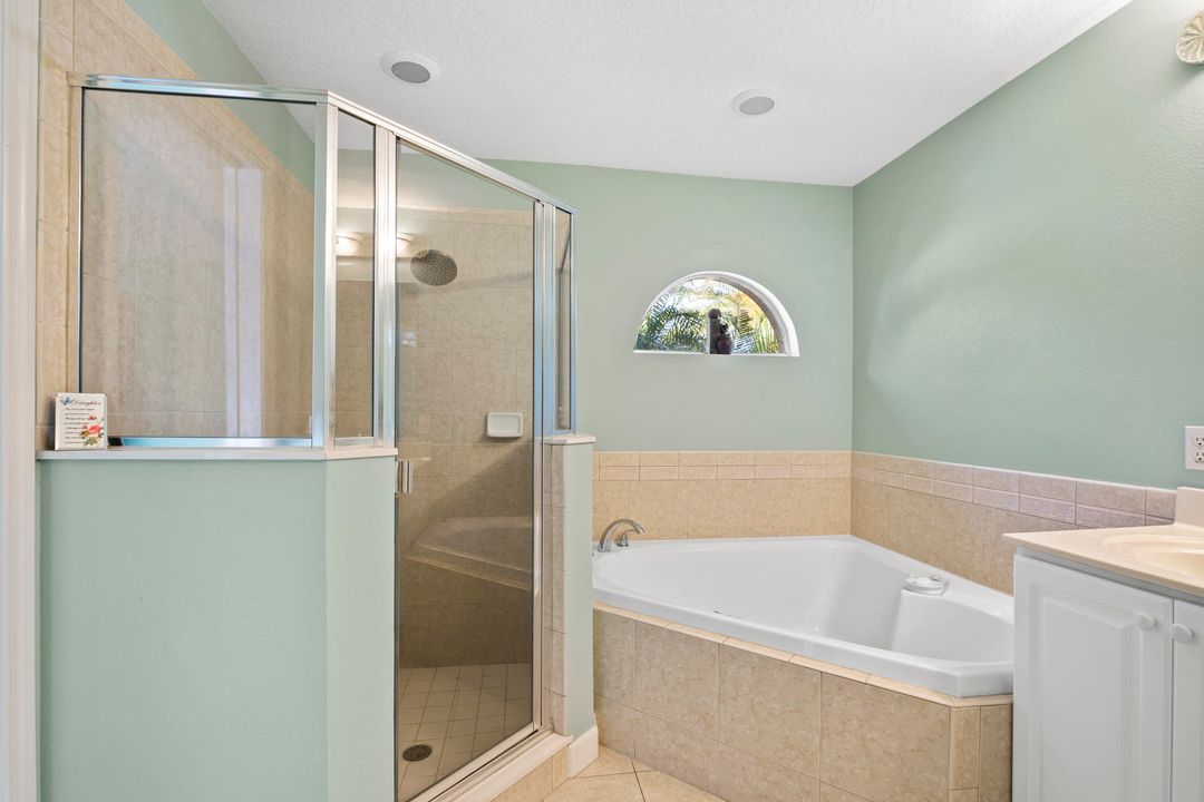 最近售出: $479,000 (3 贝兹, 2 浴室, 1730 平方英尺)