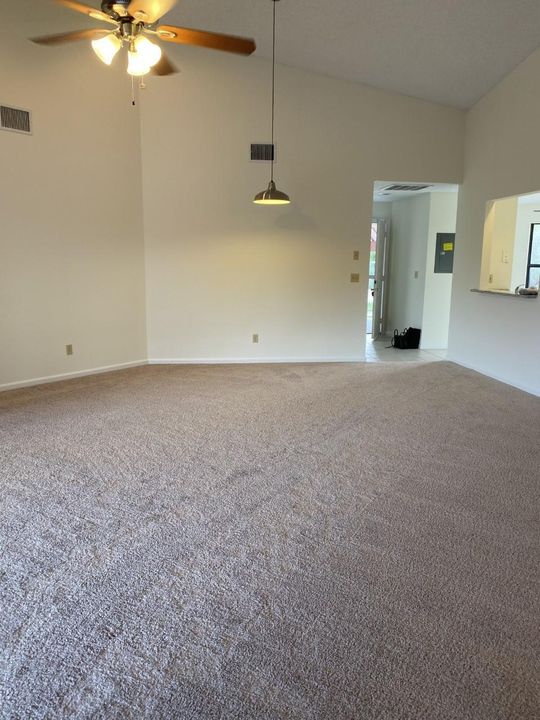 Recently Rented: $1,600 (2 beds, 2 baths, 1506 Square Feet)