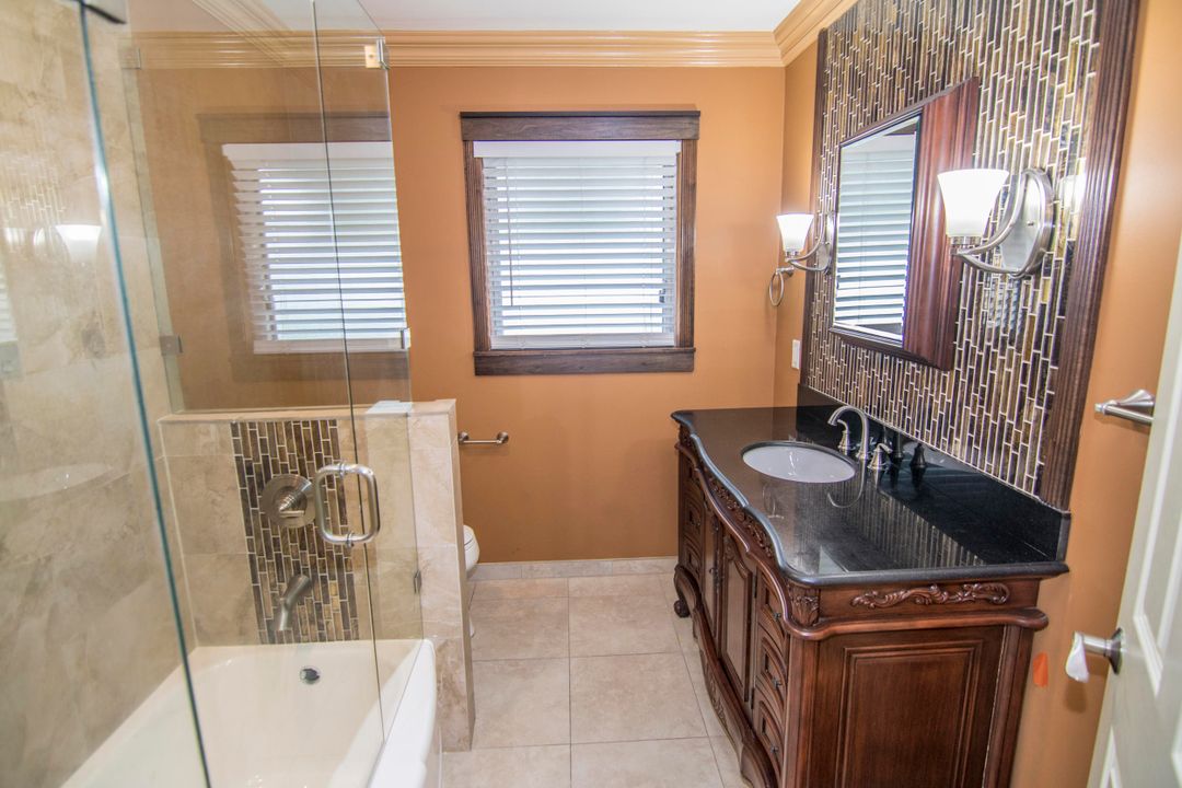 Недавно арендовано: $3,250 (4 спален, 3 ванн, 2275 Квадратных фут)