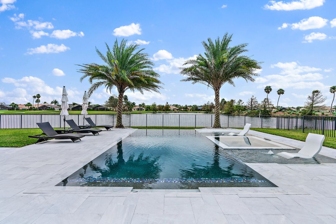 Recently Sold: $1,595,000 (4 beds, 3 baths, 3826 Square Feet)