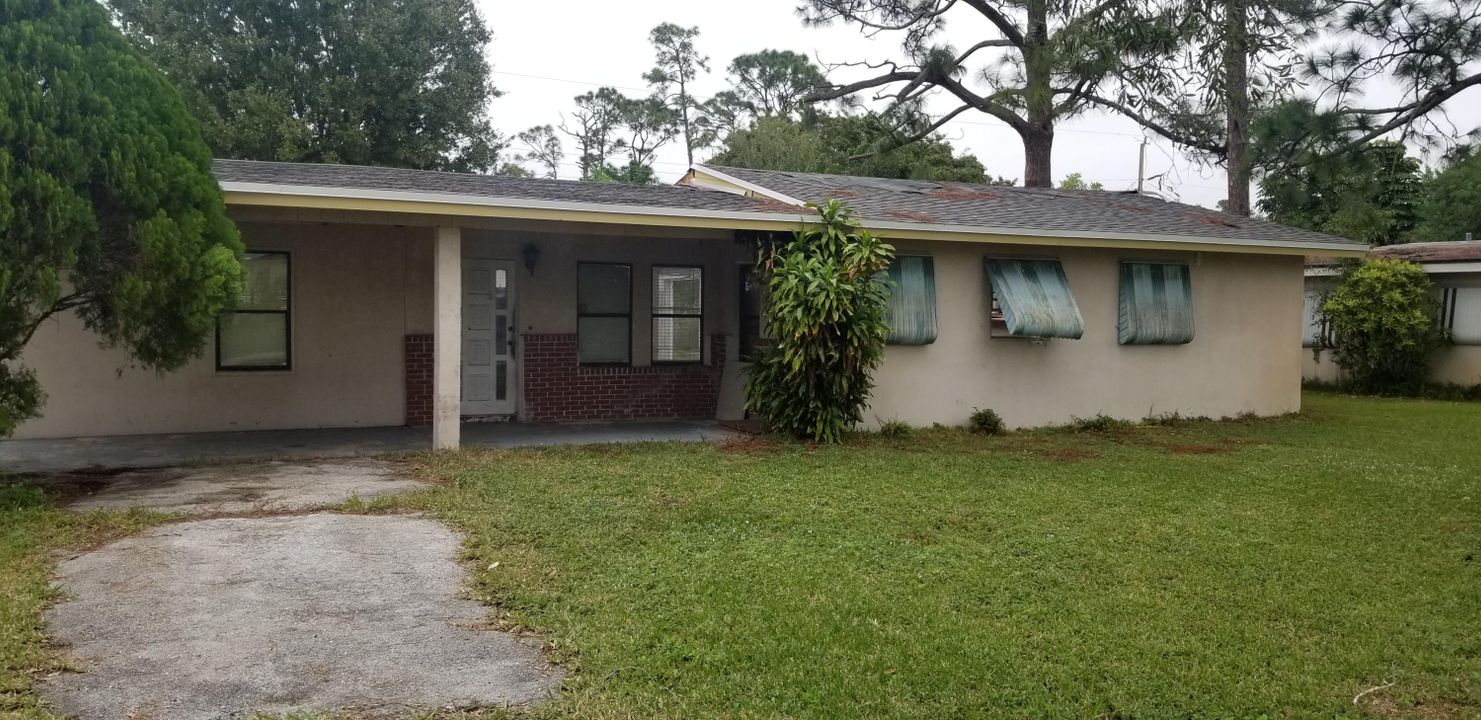 Recently Sold: $49,900 (2 beds, 1 baths, 1388 Square Feet)