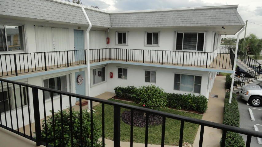 Recently Sold: $55,000 (1 beds, 1 baths, 734 Square Feet)