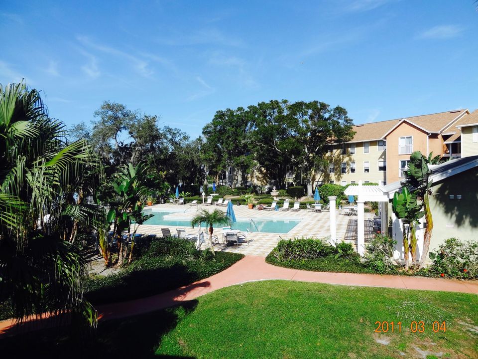 Recently Sold: $100,000 (1 beds, 1 baths, 489 Square Feet)