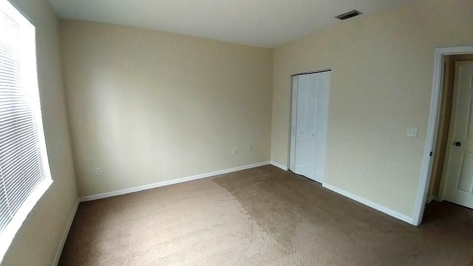 Recently Rented: $1,200 (1 beds, 1 baths, 776 Square Feet)