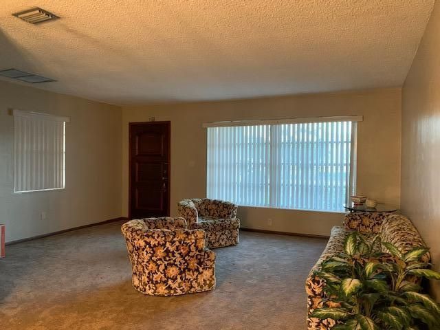 Recently Sold: $160,000 (2 beds, 1 baths, 1782 Square Feet)