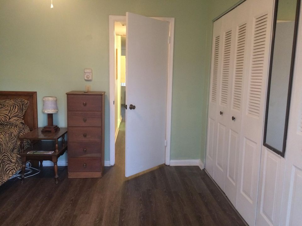 Recently Rented: $1,025 (1 beds, 1 baths, 593 Square Feet)