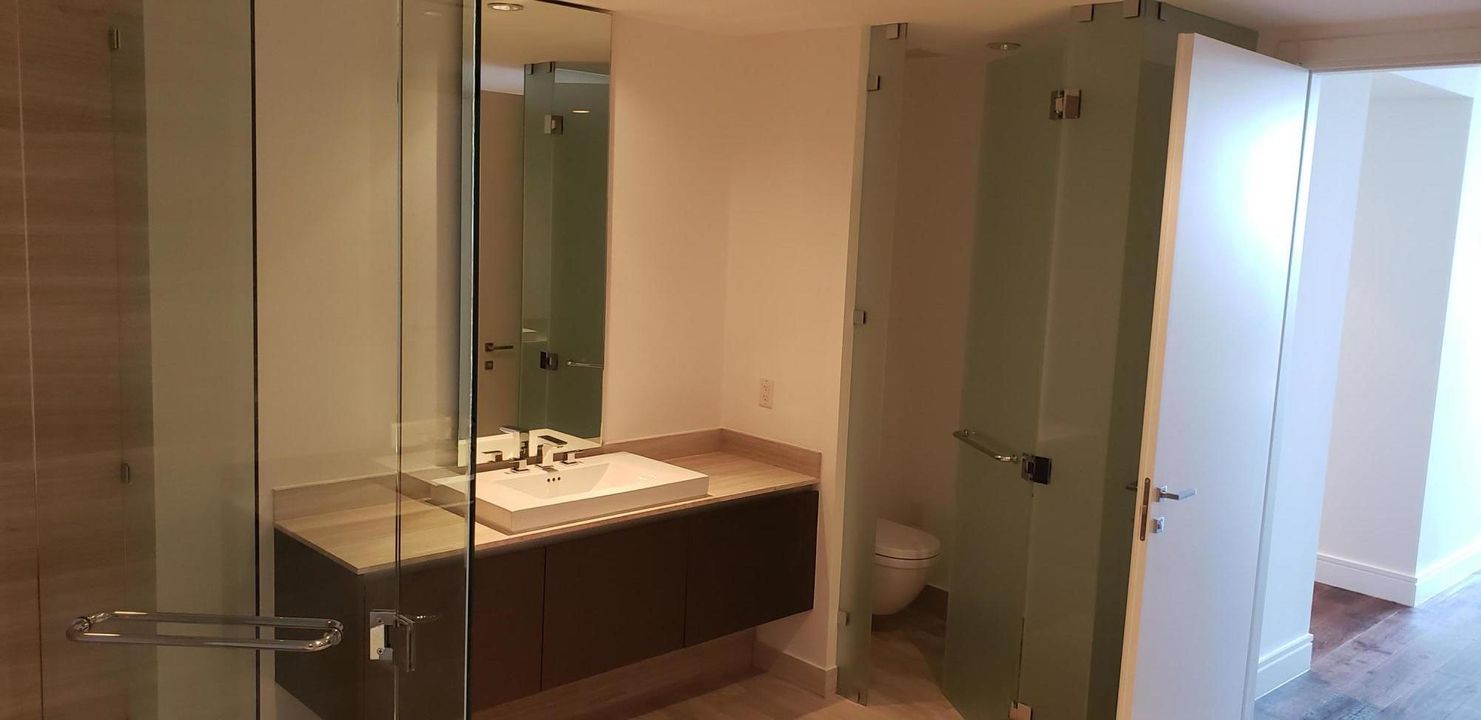 Недавно арендовано: $7,500 (4 спален, 4 ванн, 2237 Квадратных фут)
