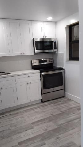 Recently Rented: $1,400 (1 beds, 1 baths, 810 Square Feet)