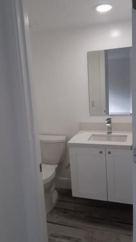 Recently Rented: $1,400 (1 beds, 1 baths, 810 Square Feet)