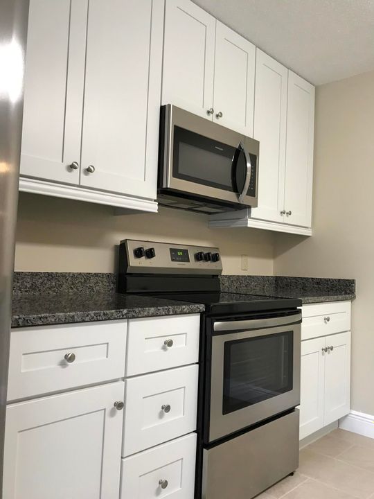 Recently Rented: $1,600 (2 beds, 2 baths, 1236 Square Feet)