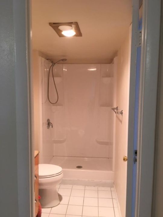 Recently Rented: $950 (1 beds, 1 baths, 600 Square Feet)