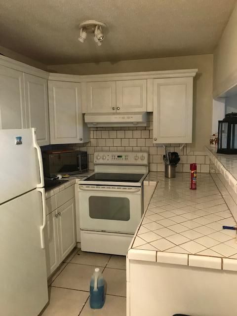 Recently Rented: $1,100 (1 beds, 1 baths, 602 Square Feet)