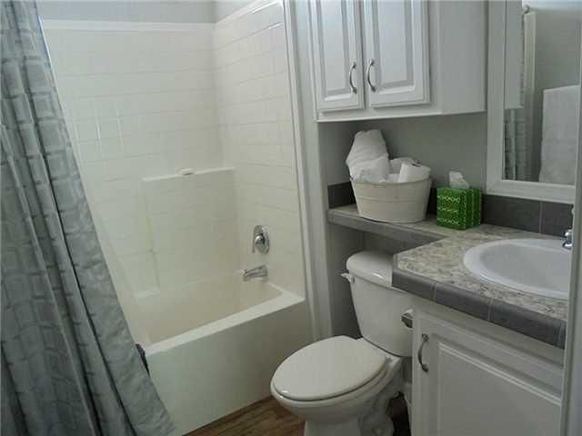 Недавно арендовано: $1,700 (2 спален, 2 ванн, 915 Квадратных фут)