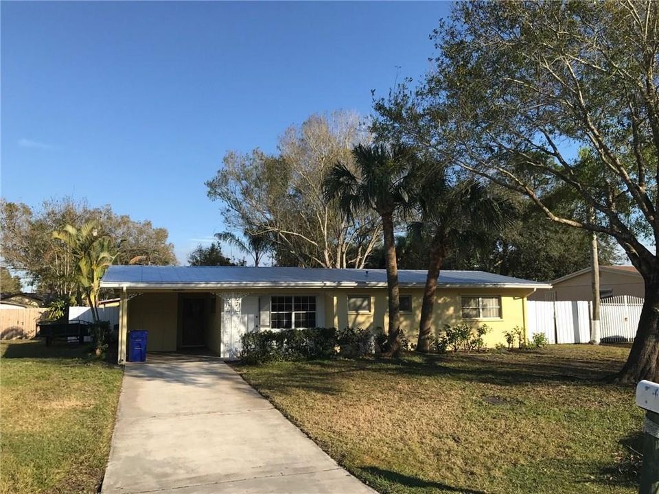 Recently Rented: $1,325 (3 beds, 2 baths, 1600 Square Feet)
