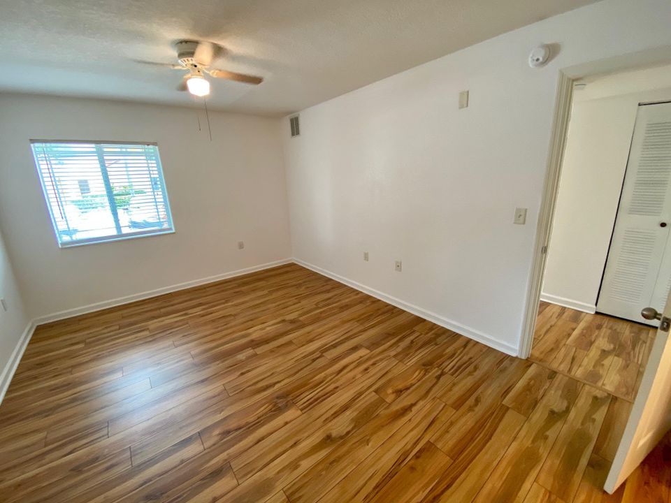 Recently Rented: $1,100 (1 beds, 1 baths, 868 Square Feet)