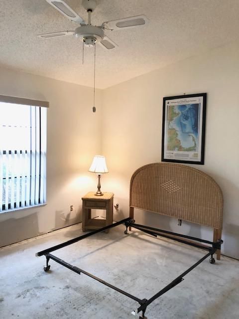 Recently Sold: $126,900 (2 beds, 2 baths, 1026 Square Feet)