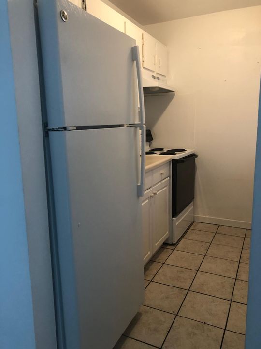 Recently Rented: $1,015 (2 beds, 1 baths, 3100 Square Feet)