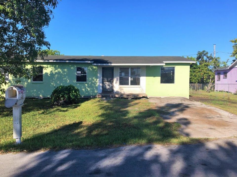 Recently Sold: $45,000 (3 beds, 2 baths, 1496 Square Feet)