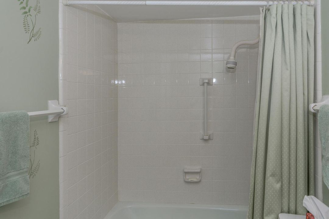 Недавно арендовано: $1,000 (2 спален, 2 ванн, 910 Квадратных фут)
