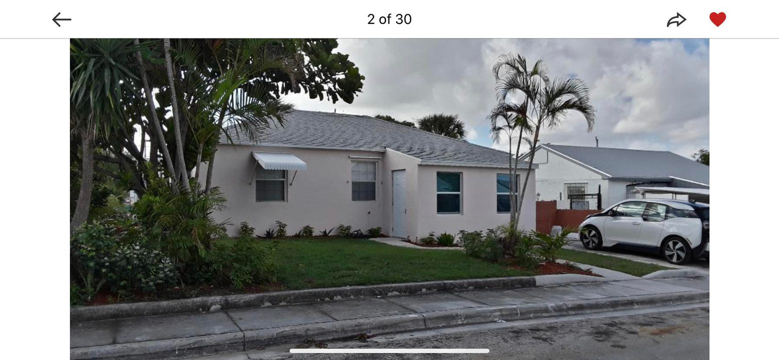 Recently Rented: $700 (3 beds, 1 baths, 786 Square Feet)