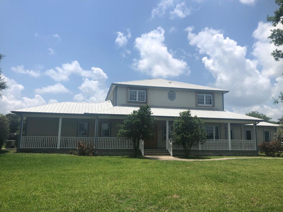 Recently Sold: $1,000,000 (4 beds, 3 baths, 5115 Square Feet)