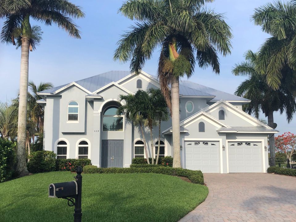 Recently Sold: $1,000,000 (4 beds, 3 baths, 3994 Square Feet)