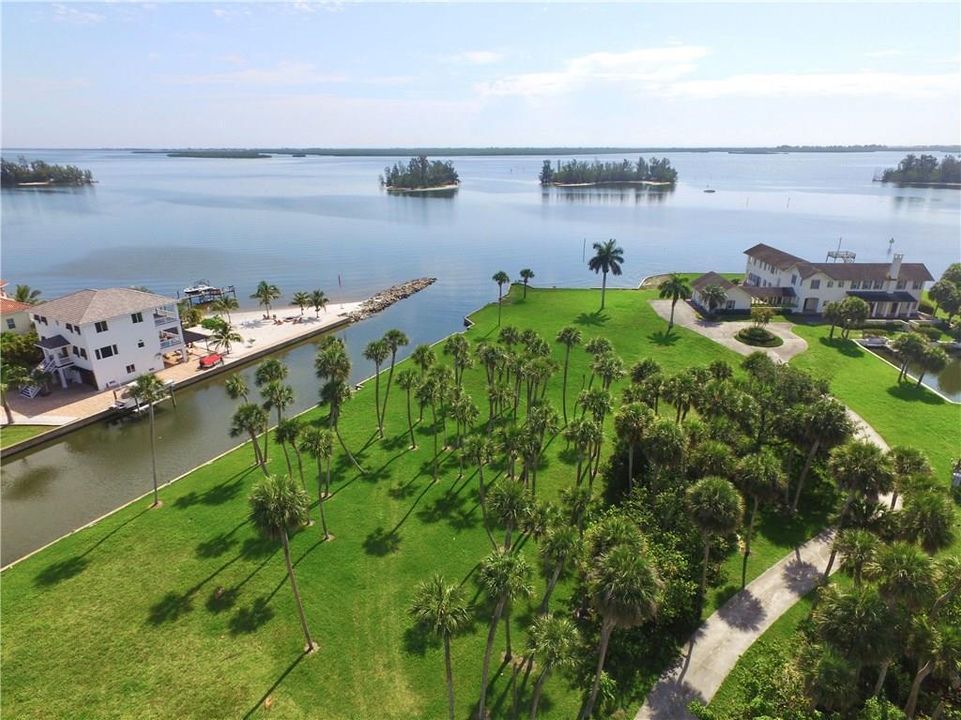 Recently Sold: $695,000 (0 beds, 0 baths, 0 Square Feet)