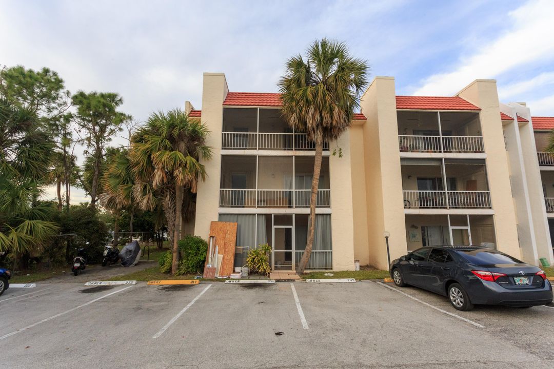 Recently Sold: $140,000 (2 beds, 2 baths, 847 Square Feet)