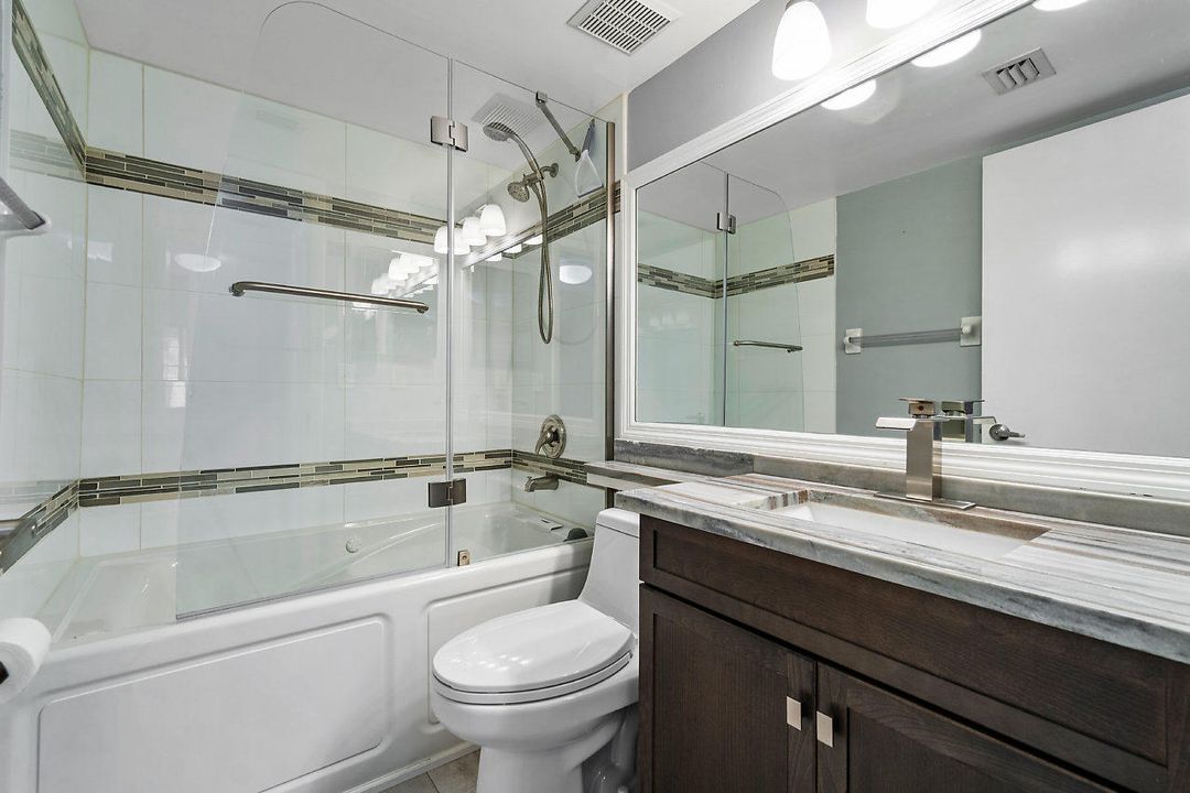 最近售出: $175,000 (2 贝兹, 2 浴室, 1190 平方英尺)