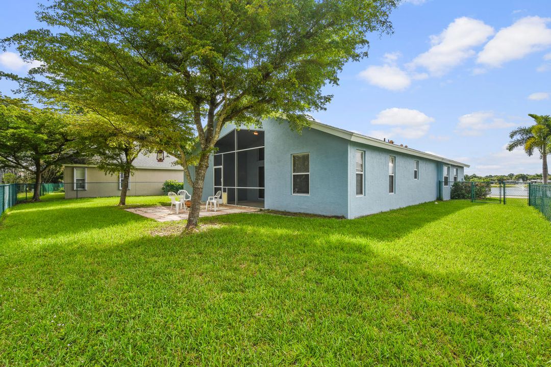 Recently Sold: $279,000 (3 beds, 2 baths, 1485 Square Feet)