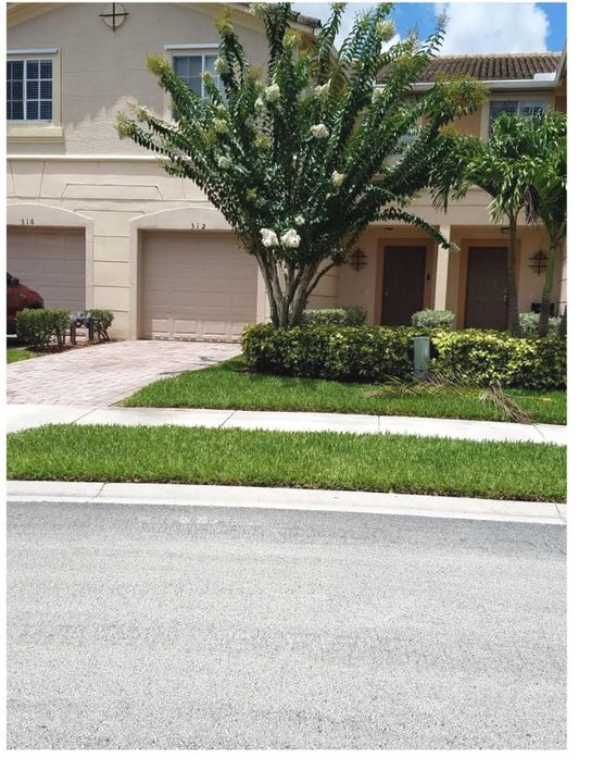 Recientemente alquilado: $1,675 (3 camas, 2 baños, 1492 Pies cuadrados)