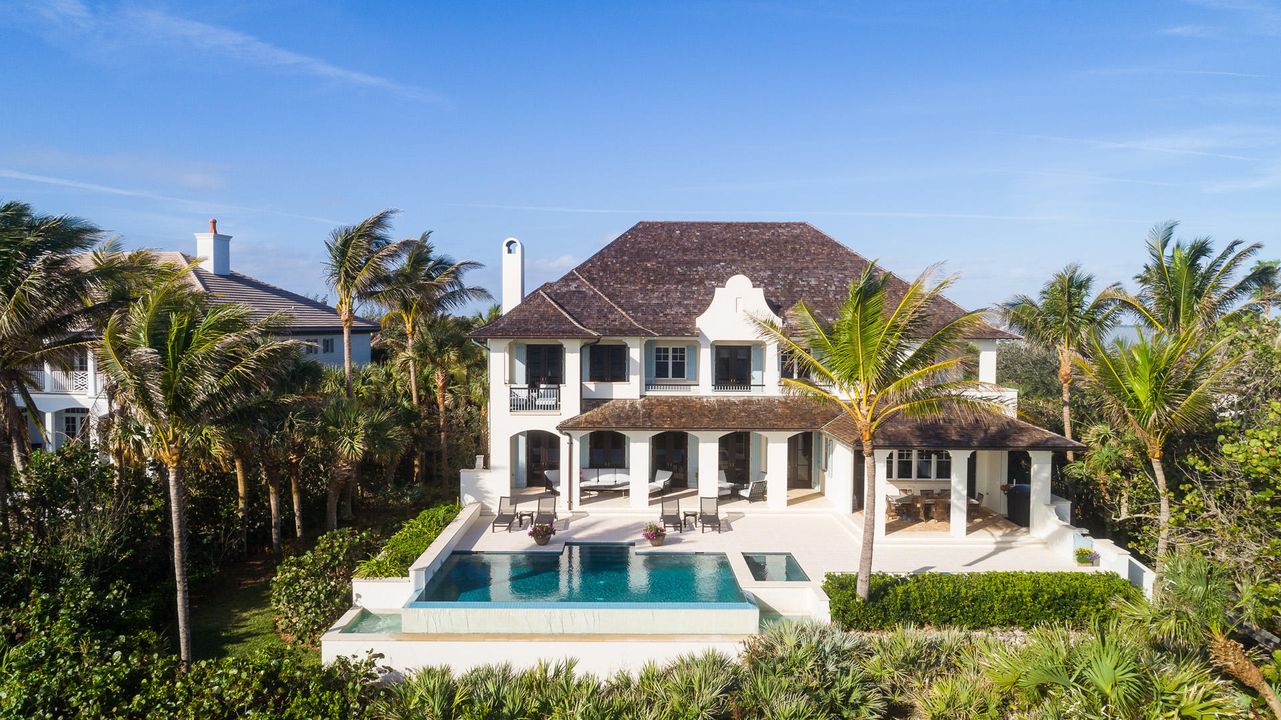 Recently Sold: $9,600,000 (5 beds, 7 baths, 4898 Square Feet)