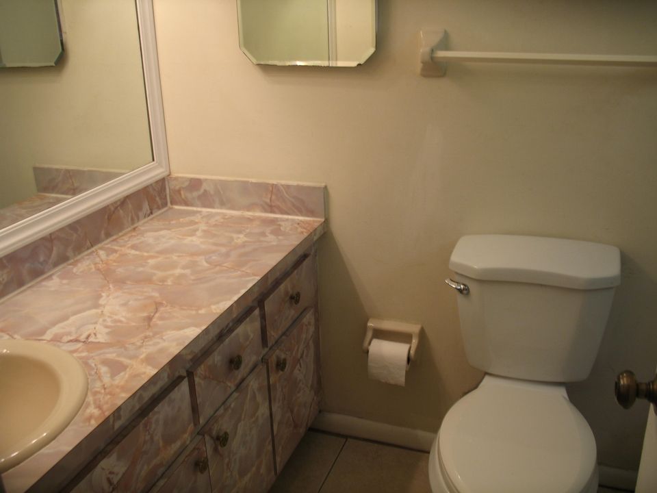 最近租的: $1,375 (2 贝兹, 2 浴室, 1100 平方英尺)