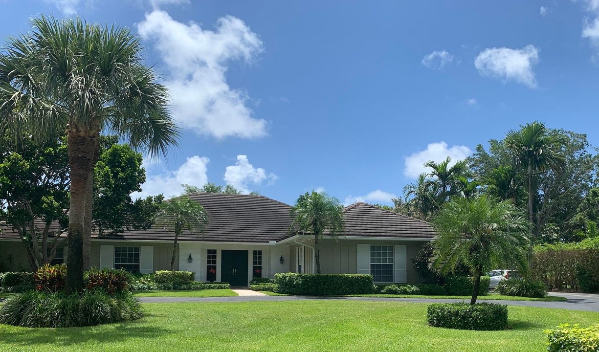 Recently Sold: $875,000 (3 beds, 3 baths, 3009 Square Feet)