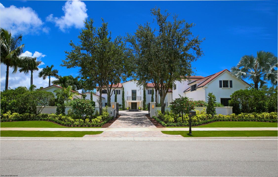 Recently Sold: $12,495,000 (6 beds, 8 baths, 13523 Square Feet)