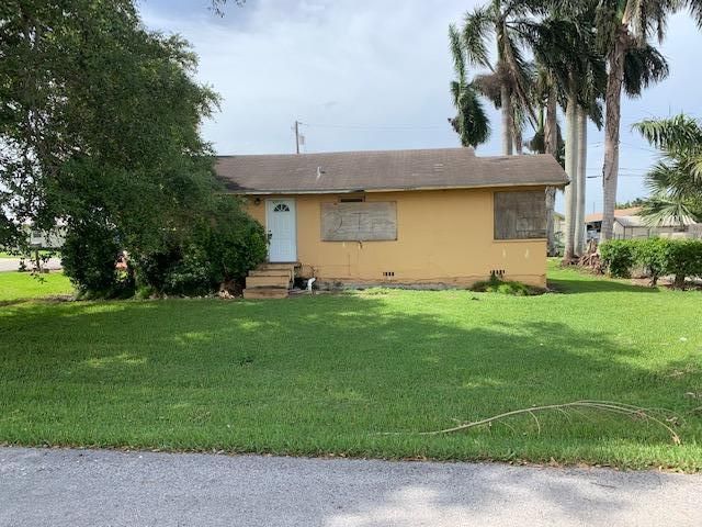 Recently Sold: $100,000 (3 beds, 2 baths, 2098 Square Feet)