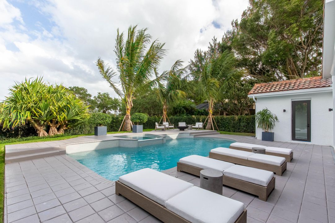 Recently Sold: $1,899,000 (3 beds, 4 baths, 2831 Square Feet)