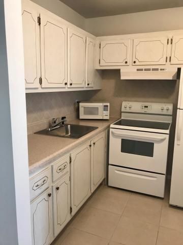 Recently Sold: $53,000 (1 beds, 1 baths, 615 Square Feet)