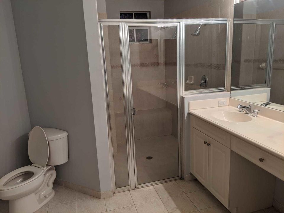 Недавно арендовано: $2,500 (3 спален, 2 ванн, 1401 Квадратных фут)